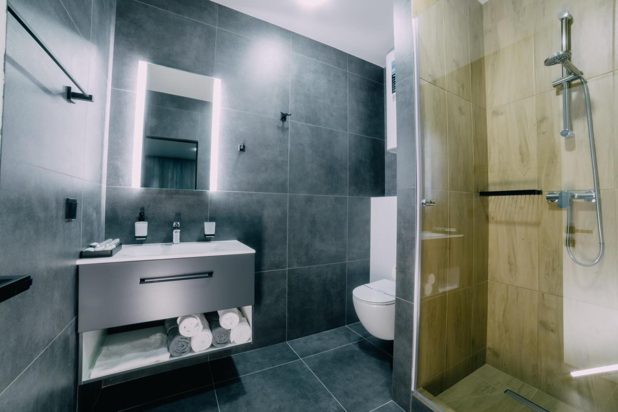 Rado Hotel Spa Khmilnyk Dış mekan fotoğraf